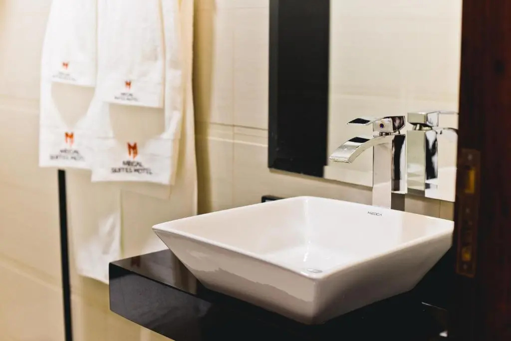 Megal Suites Hotel - Chambres