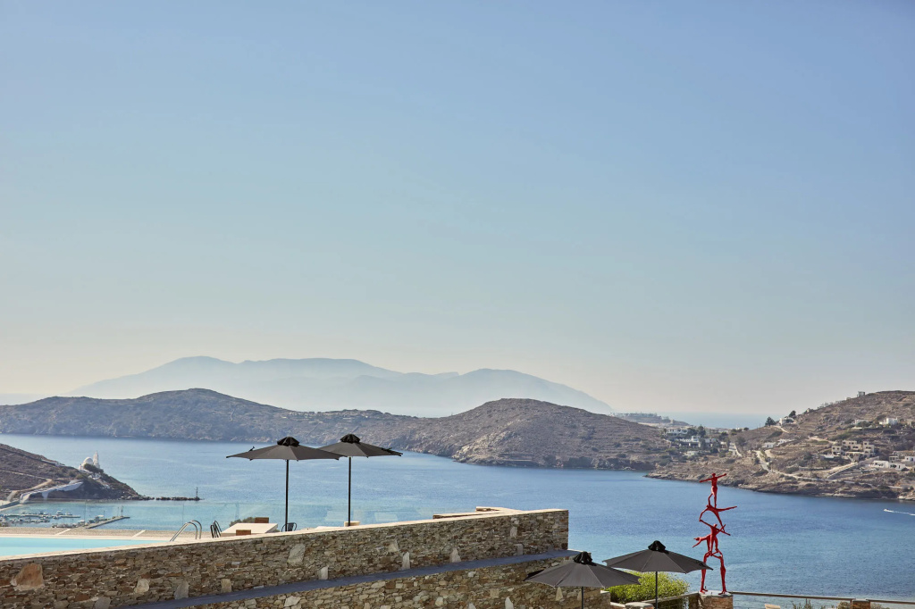 Beach & Waterfront