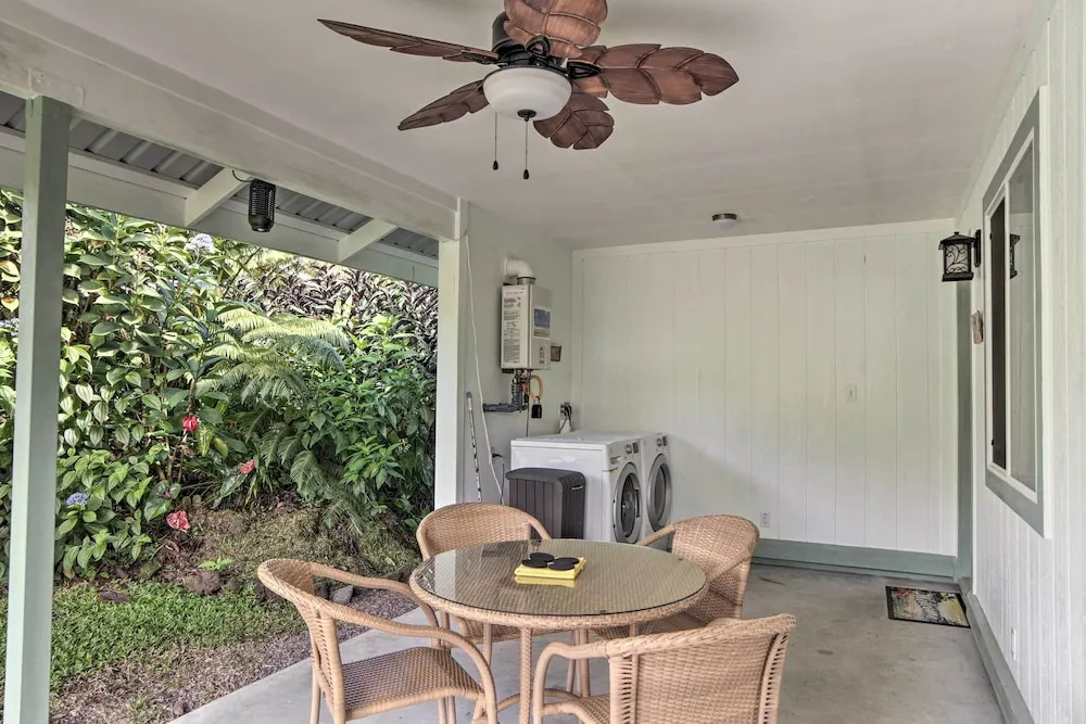 'big Island Paradise' Hawaiian Retreat w/ Patio!