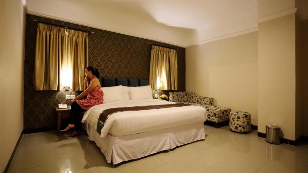 Deluxe room — room photo 3