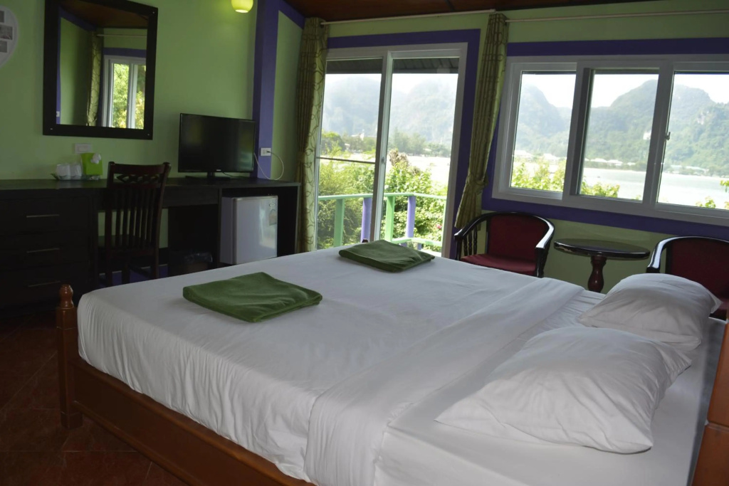 Phi Phi View Point Resort — 3