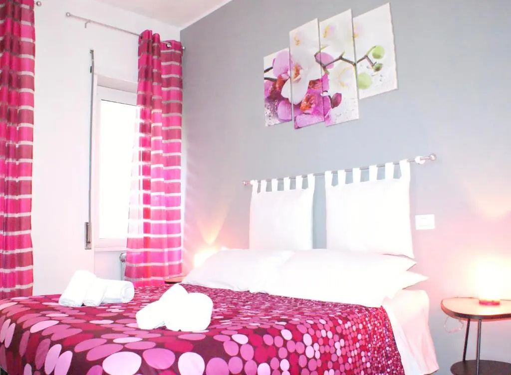 Like Family House - Chambres