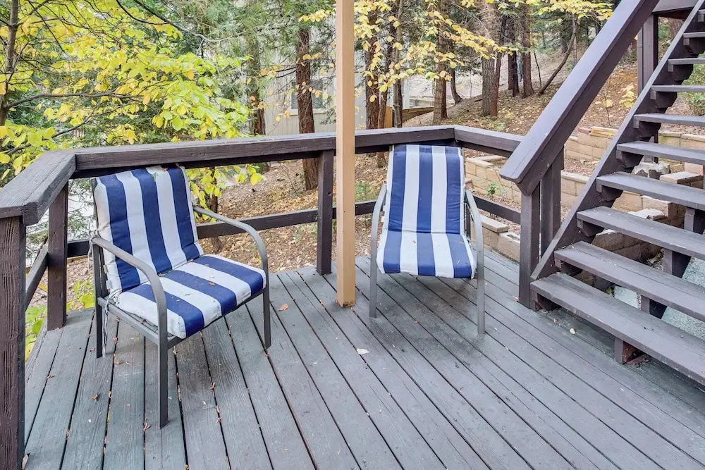 2 Mi to Skypark at Santa's Village: Family Cabin