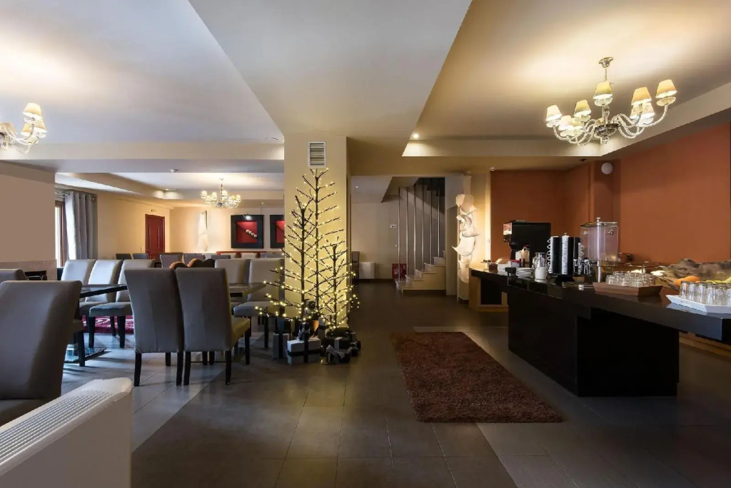 Hotel photo 19