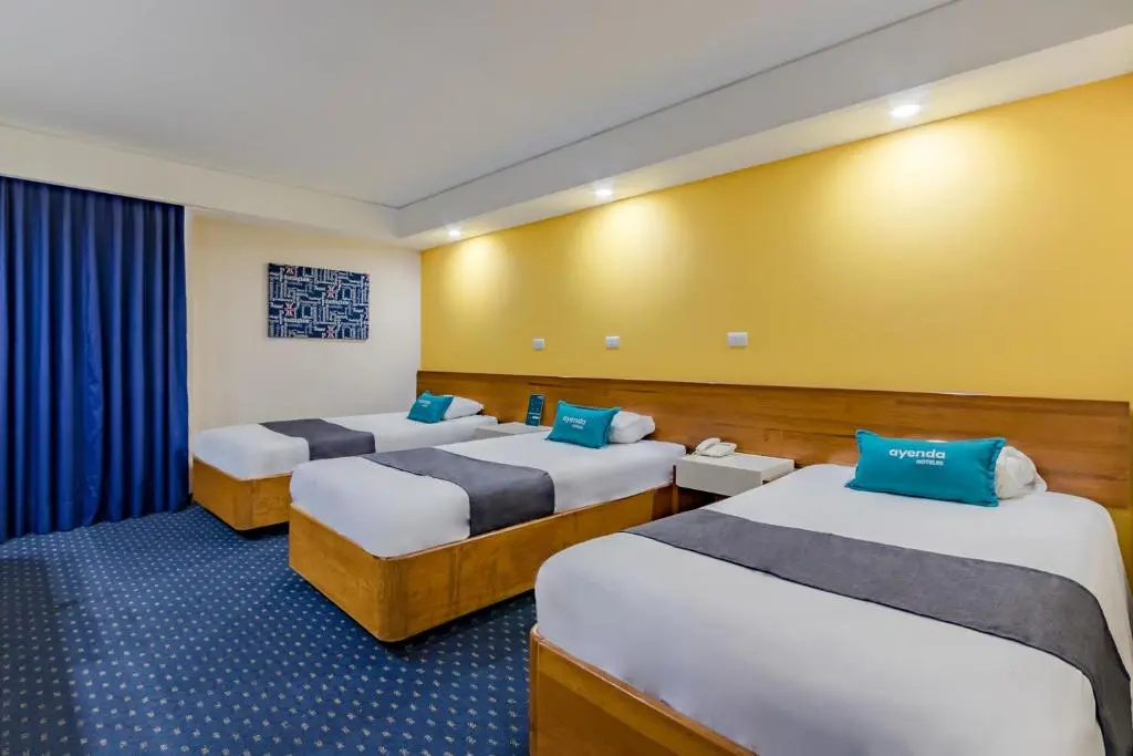 Standard Triple room