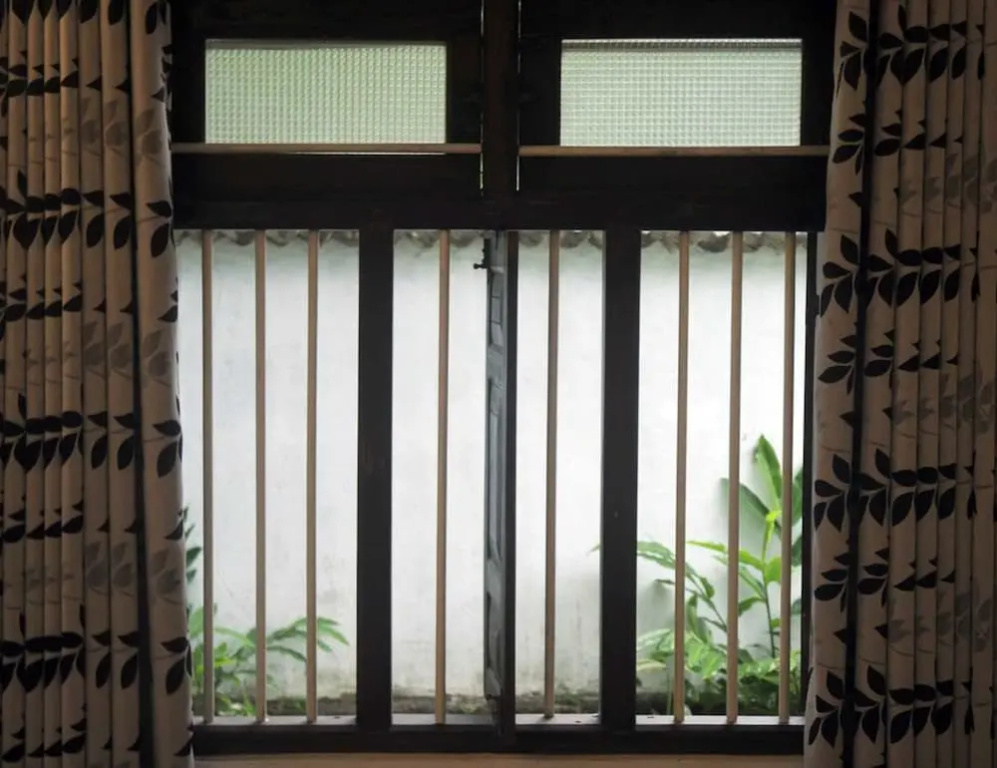 image url