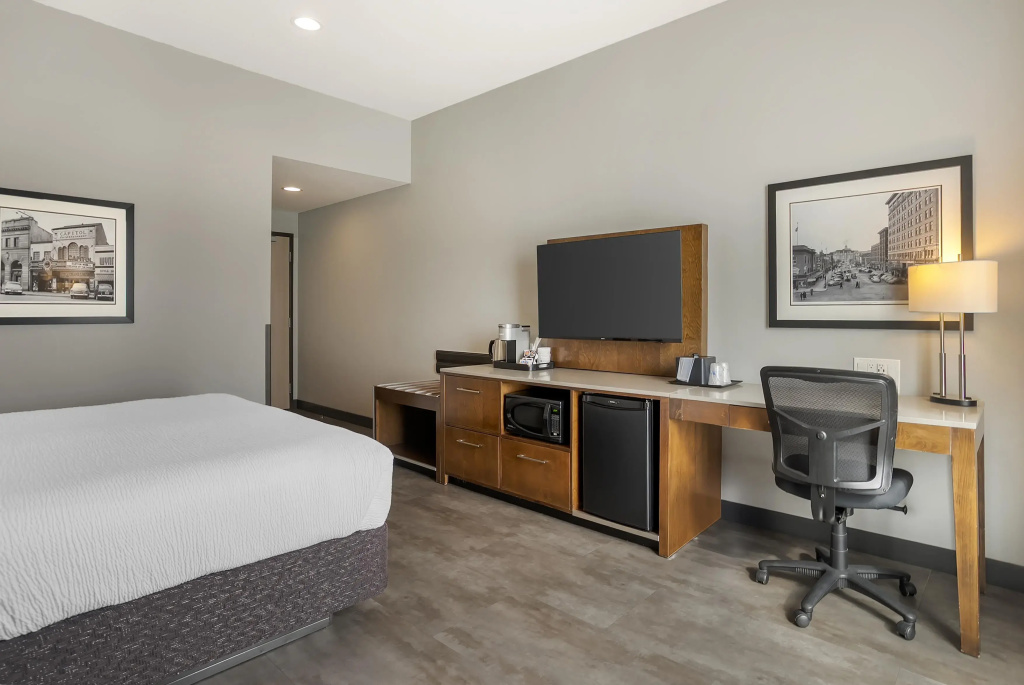 Standard Double room (full double bed)