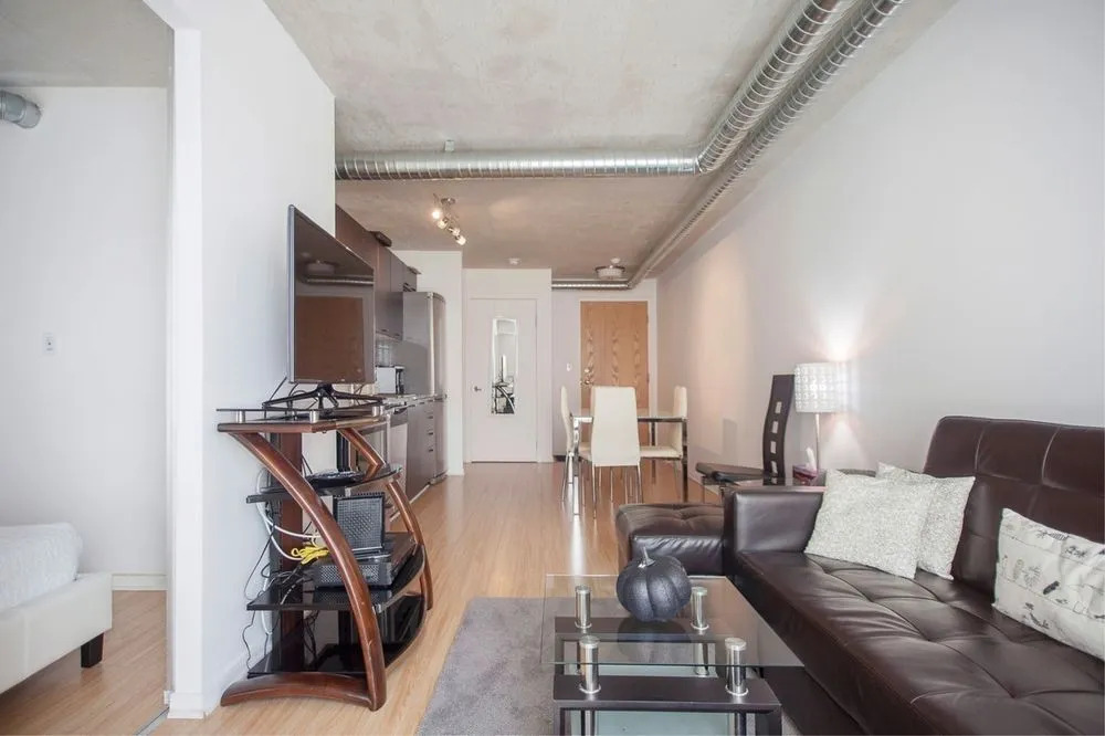 Lavish Suites - Two Bedroom Loft - Downtown Toronto - фото 9
