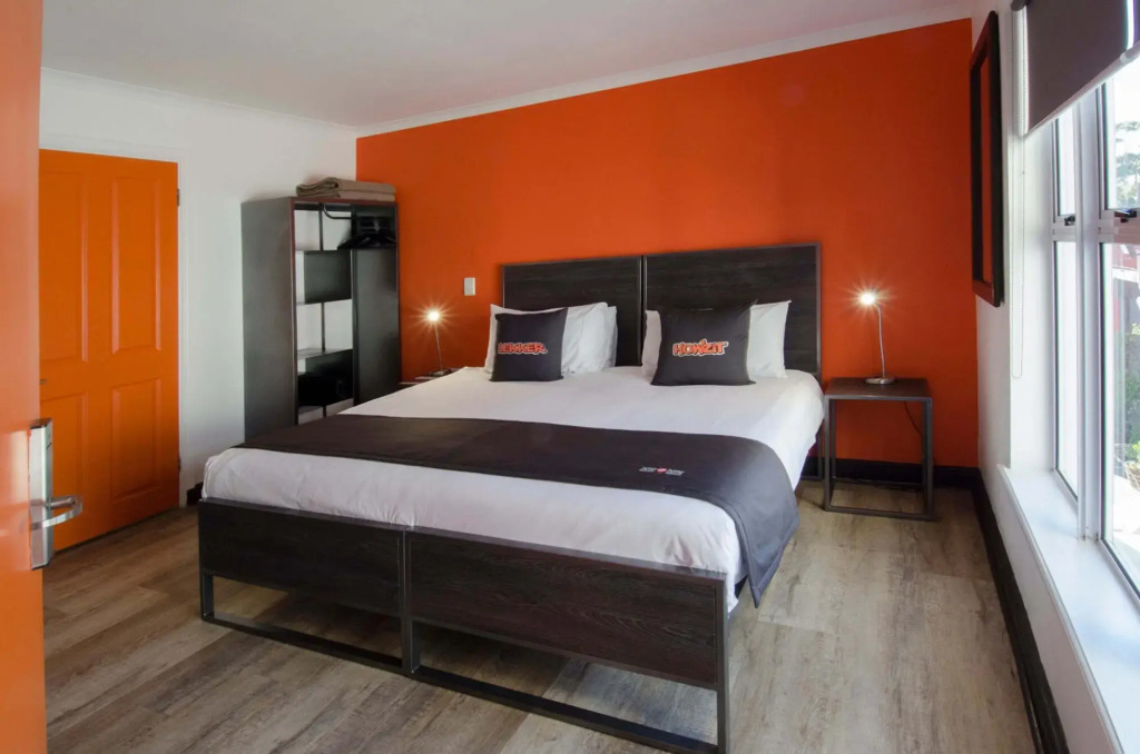 Never at Home Green Point - Hostel - фото 31