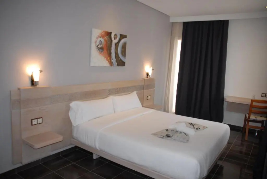 Hotel A44 - Chambres