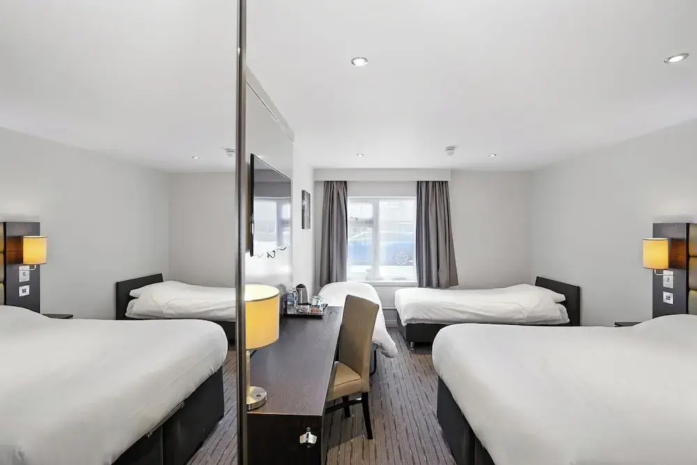 Hotel photo 11