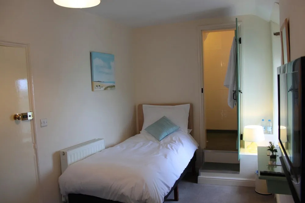Standard Double room with sea view (twin beds)