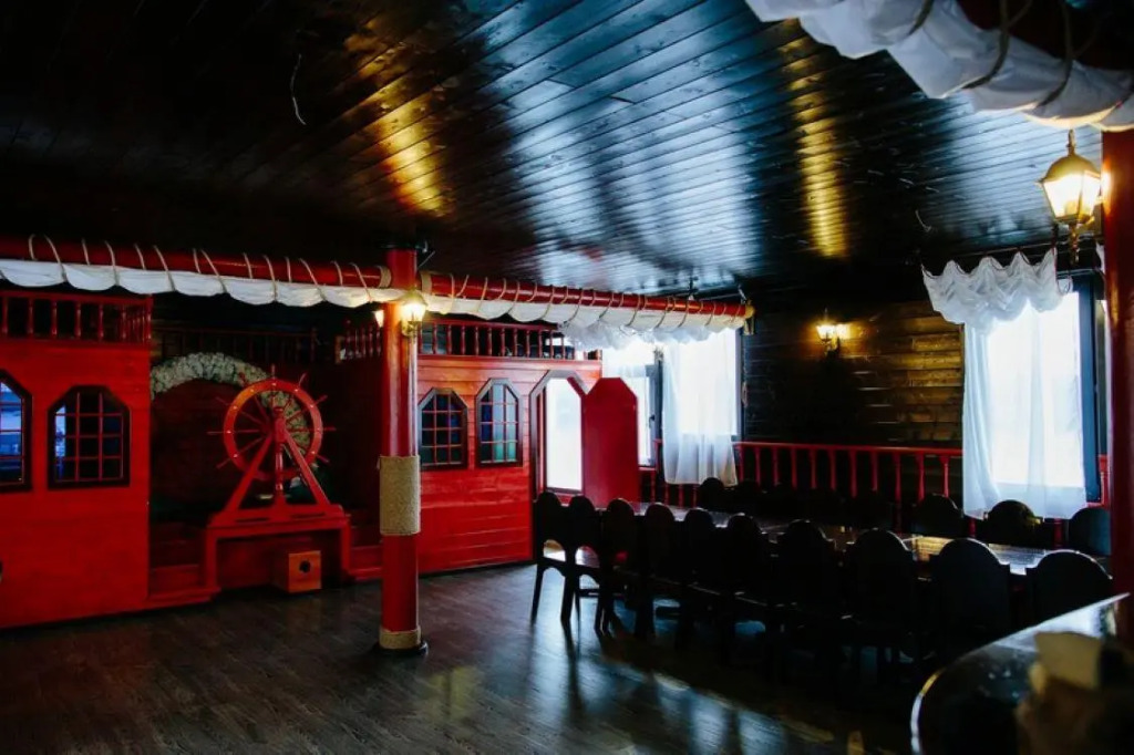 Дебаркадер базы отдыха Мастер - фото 19