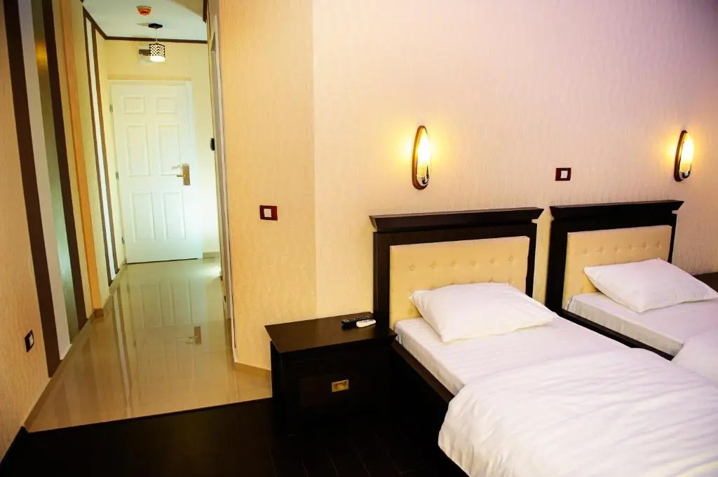 Double Studio (twin beds)