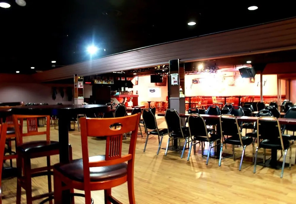 Fort Nelson Hotel - фото 27