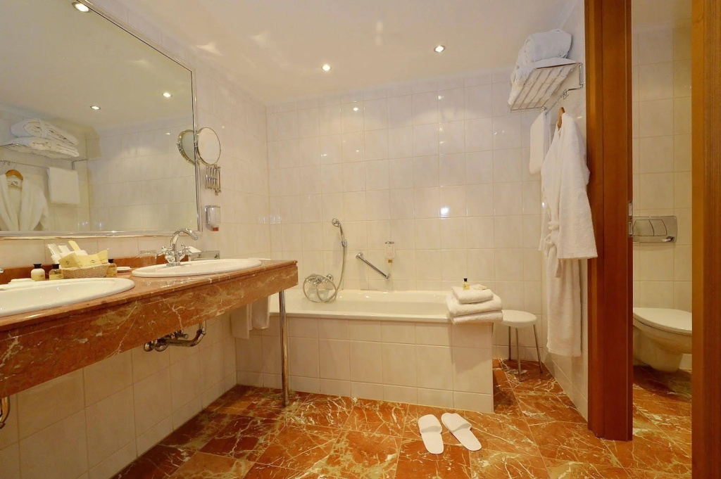 Hotel photo 9