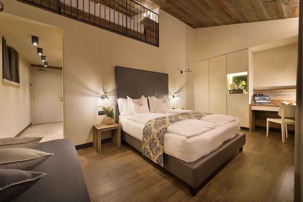 Superior Triple room with balcony