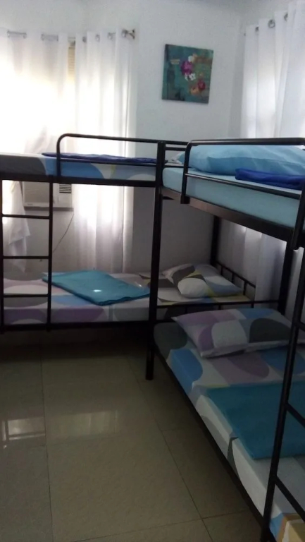Panglao Island Inn Hostel