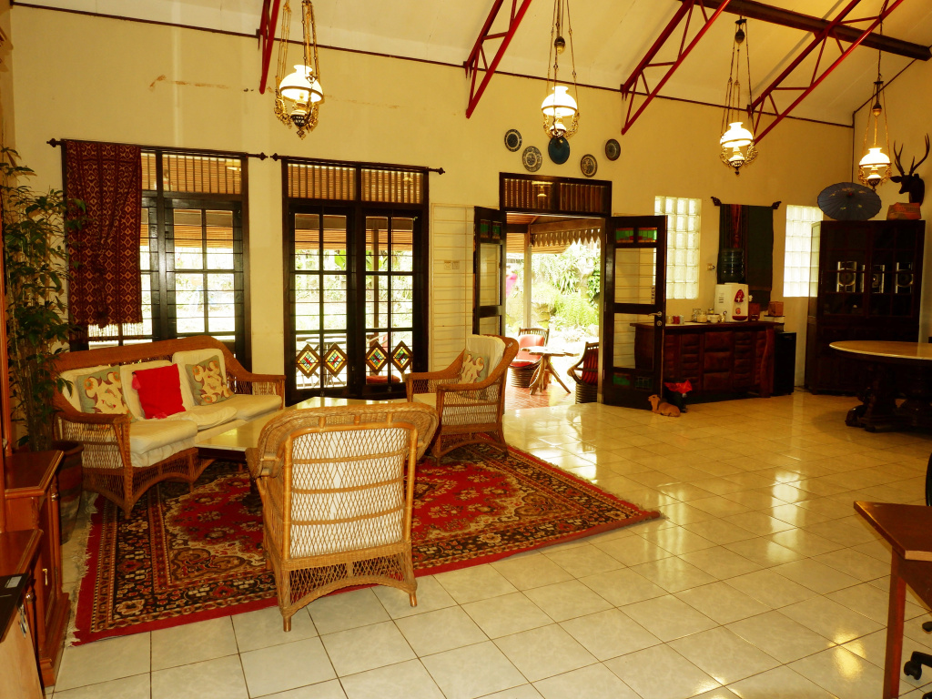 OYO 604 Cemara's Homestay