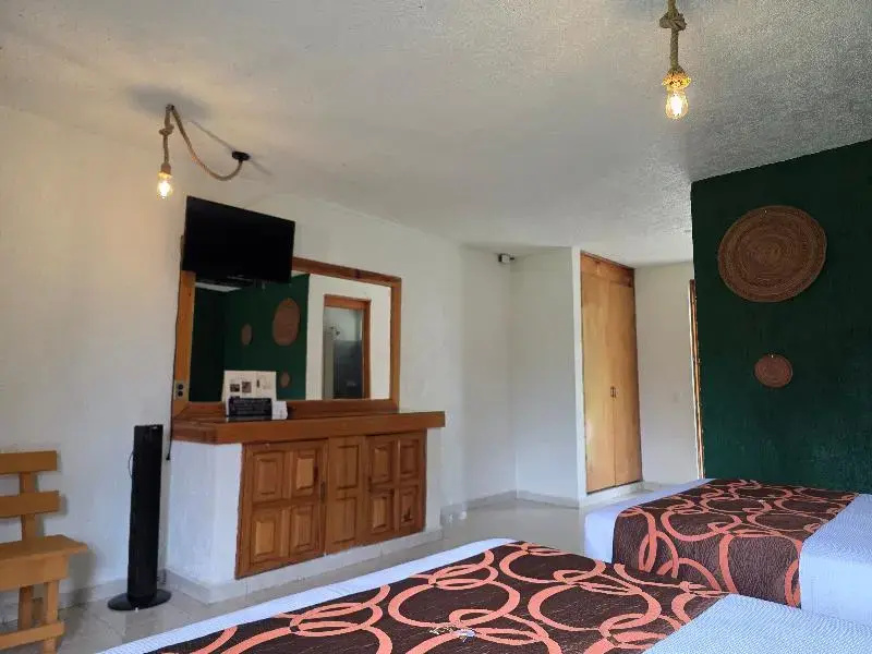 2 Bedrooms Standard Double room (full double bed)
