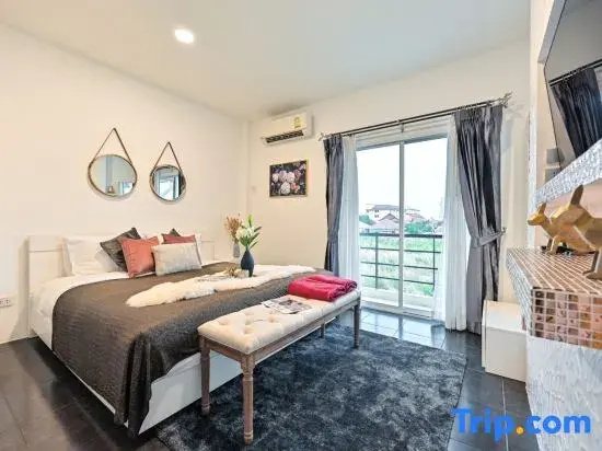 4 Bedrooms Luxury Villa