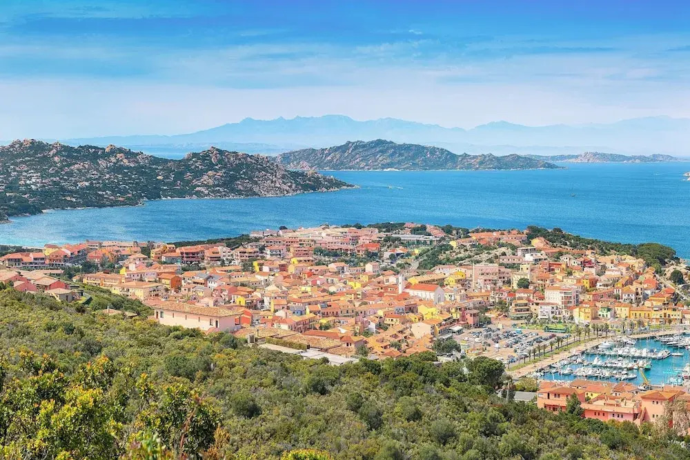 Olbia, sardegna, италия. Олбия сардиния. Olbia, sardegna, италия. Город ольбия сардиния. Ольбия сардиния.