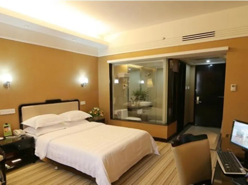 Business Double room (full double bed)