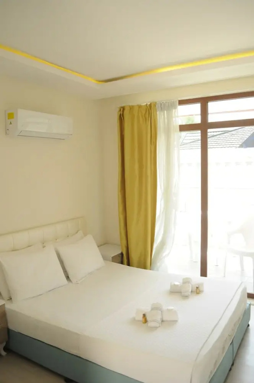 1 Bedroom Deluxe room with balcony
