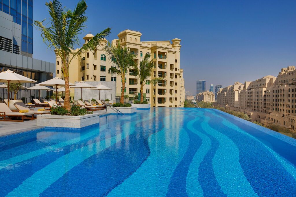 Dubai Palm Hotel