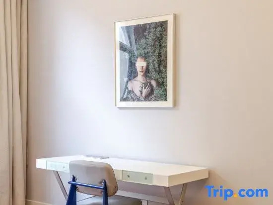 Номер Deluxe в Beijing Saga Hotel