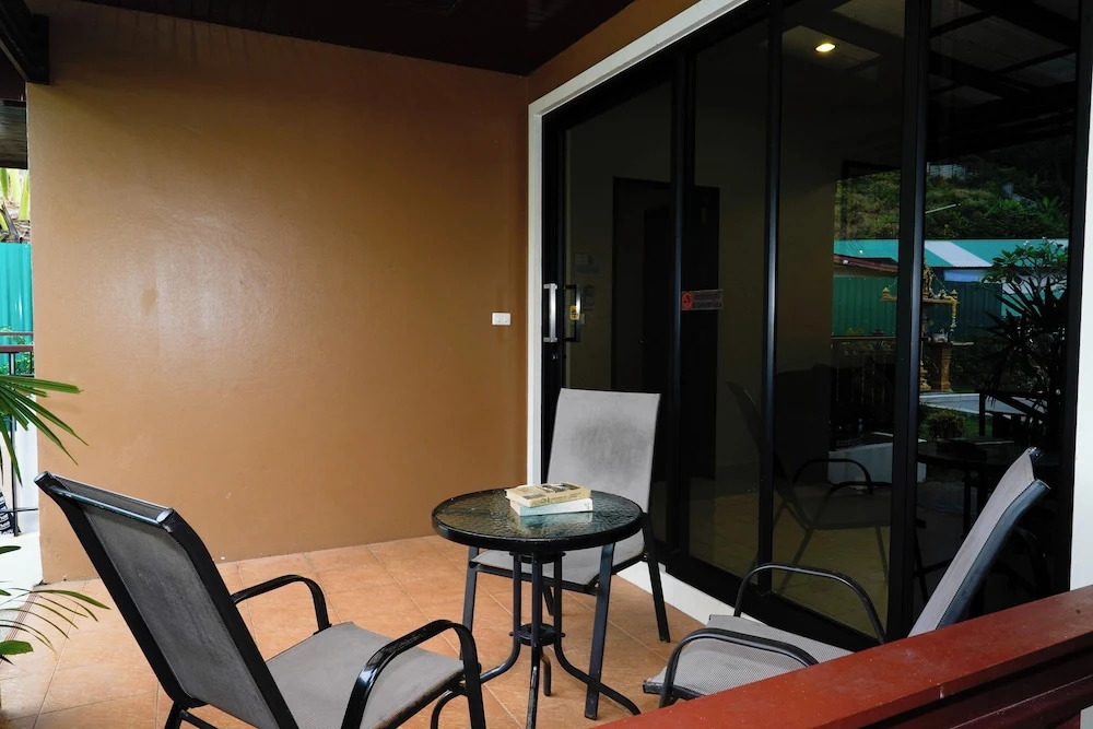 Вилла с балконом в Kata Noi Resort