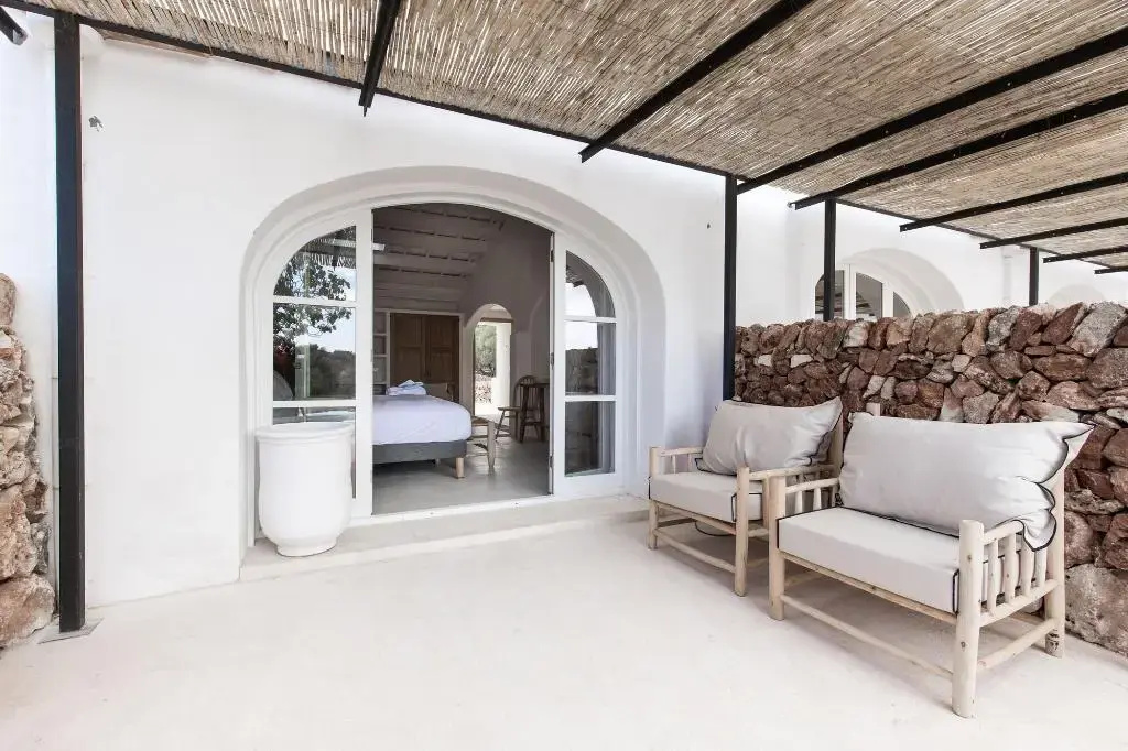 Balcony & Terrace