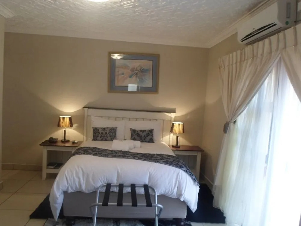 Pelloyd Bed and Breakfast - фото 3