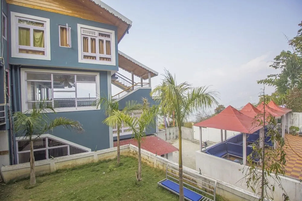 Gompus Paradise and Resort by OYO Rooms