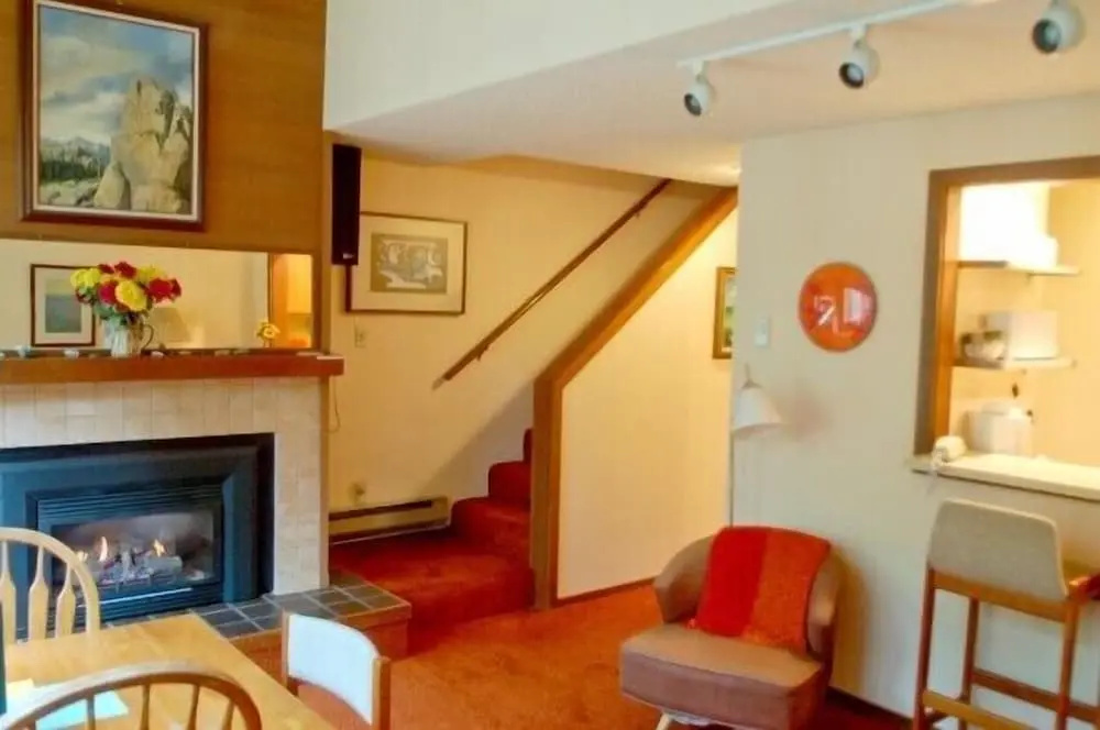 Mt Baker Lodging Condo 85 - Sleeps 4