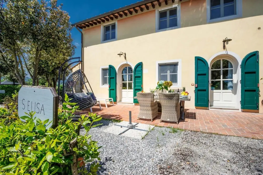 Elisa Farmhouse Apartment in Wine Resort