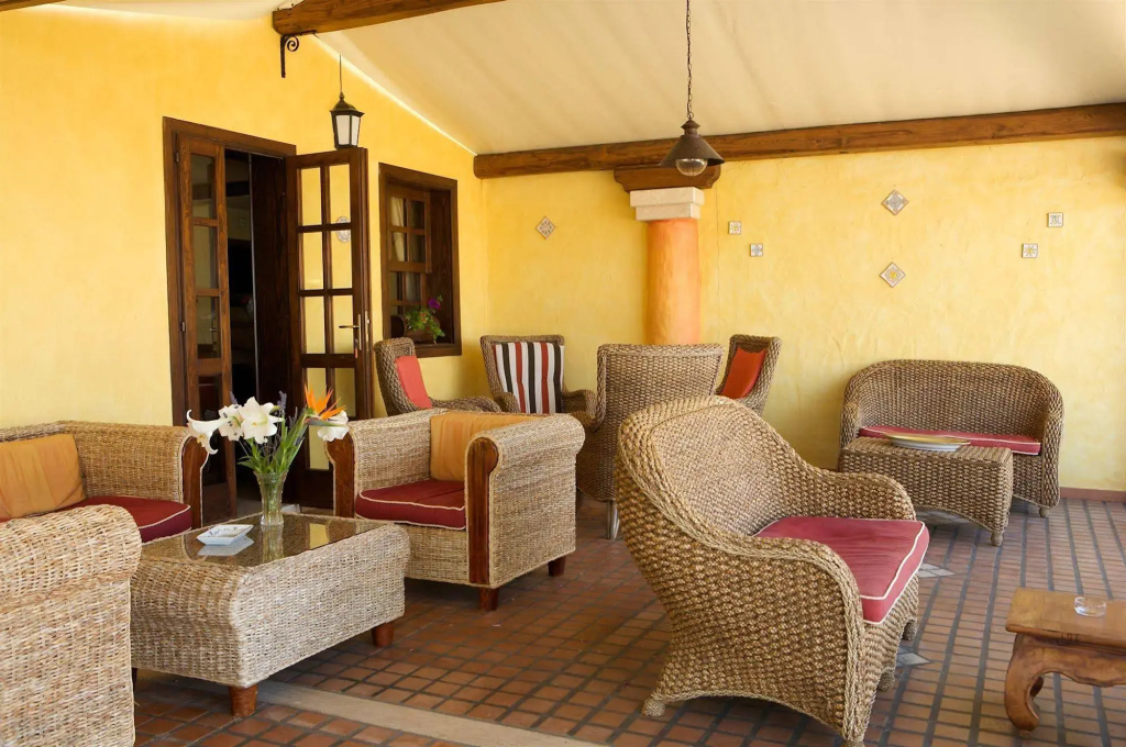 Is Benas Country Lodge - Général