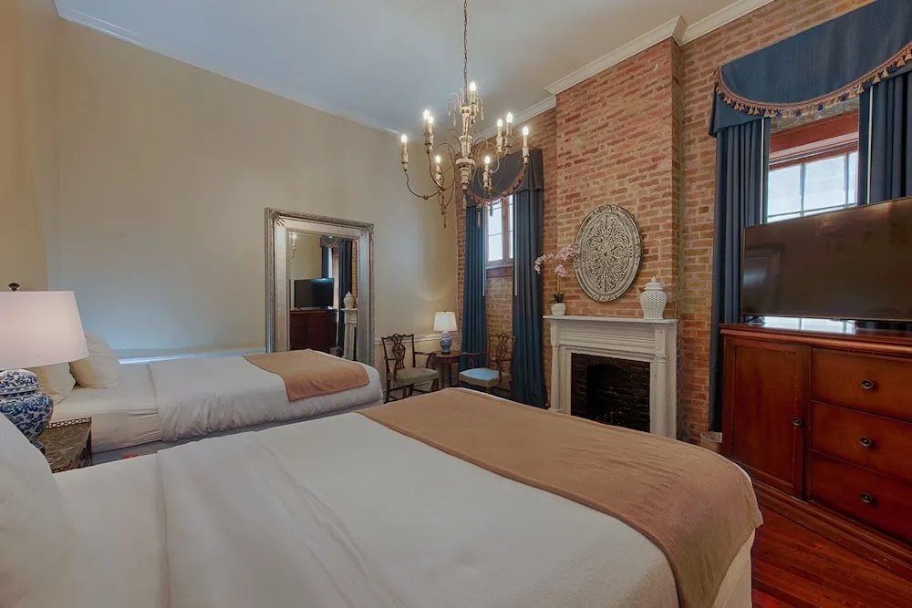 Hotel St. Pierre®, a French Quarter Inns® Hotel - Chambres
