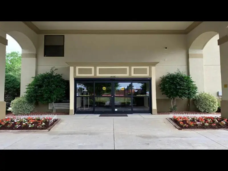 Inn at Clinton