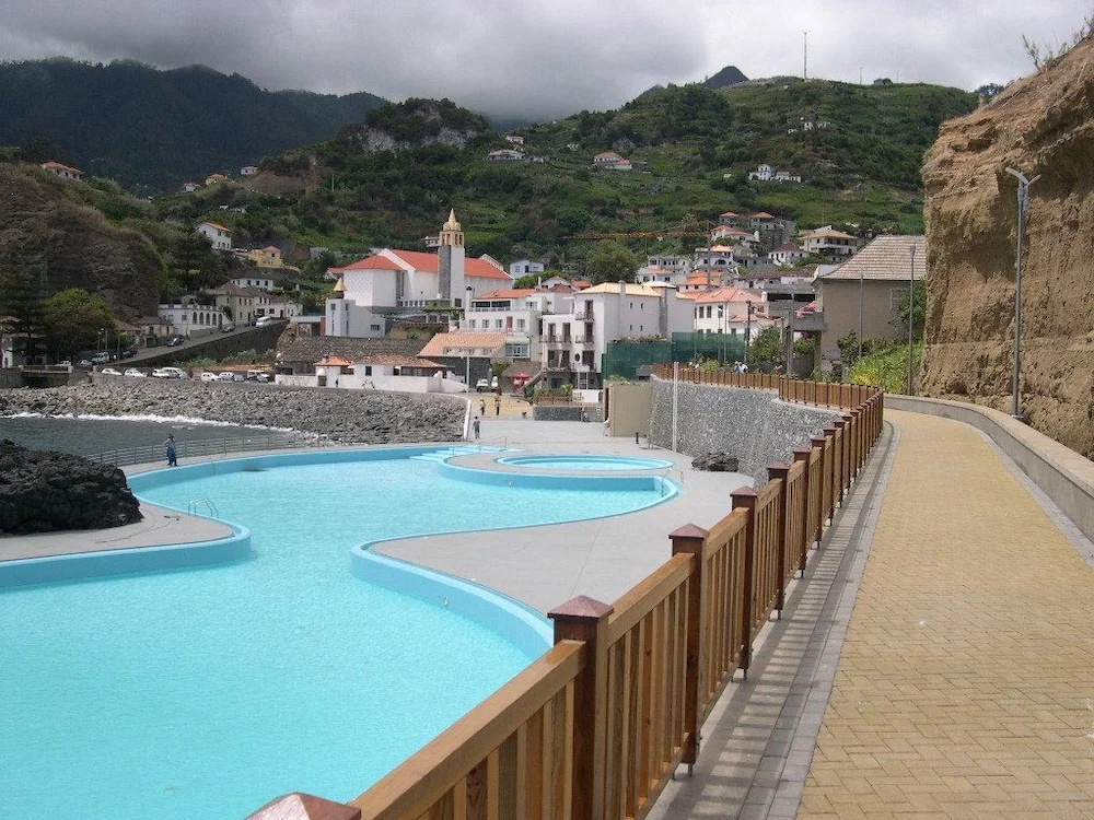 Beach & Waterfront