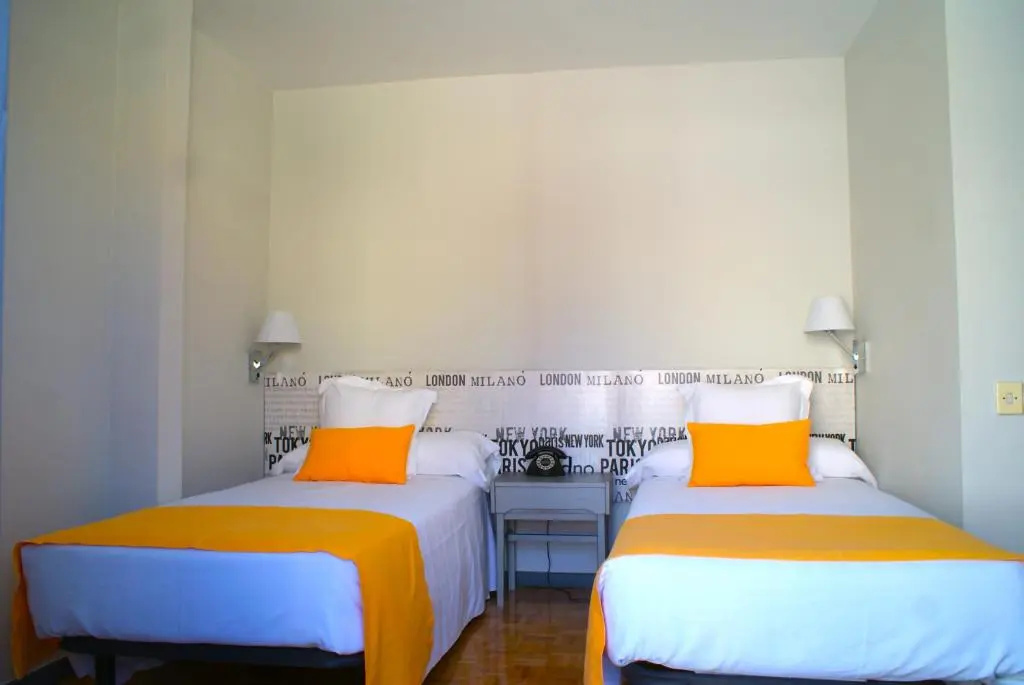 Double room with view (twin beds)
