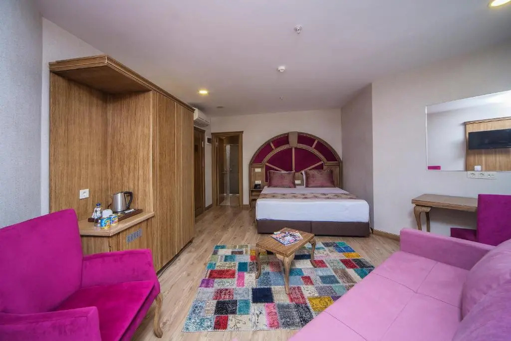 Superior Double room (full double bed)