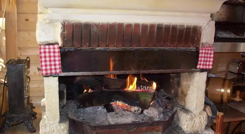Afficher la photo 7 — Le Coin de Feu