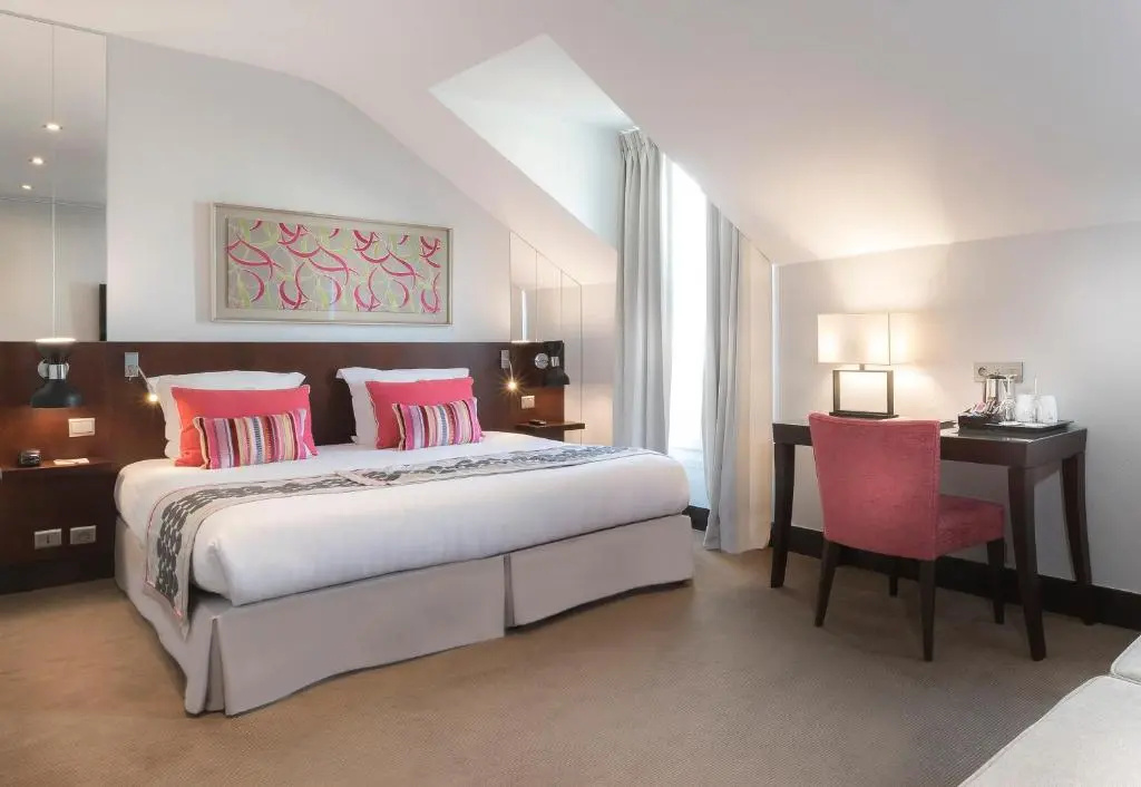 Montfleuri Hotel 99