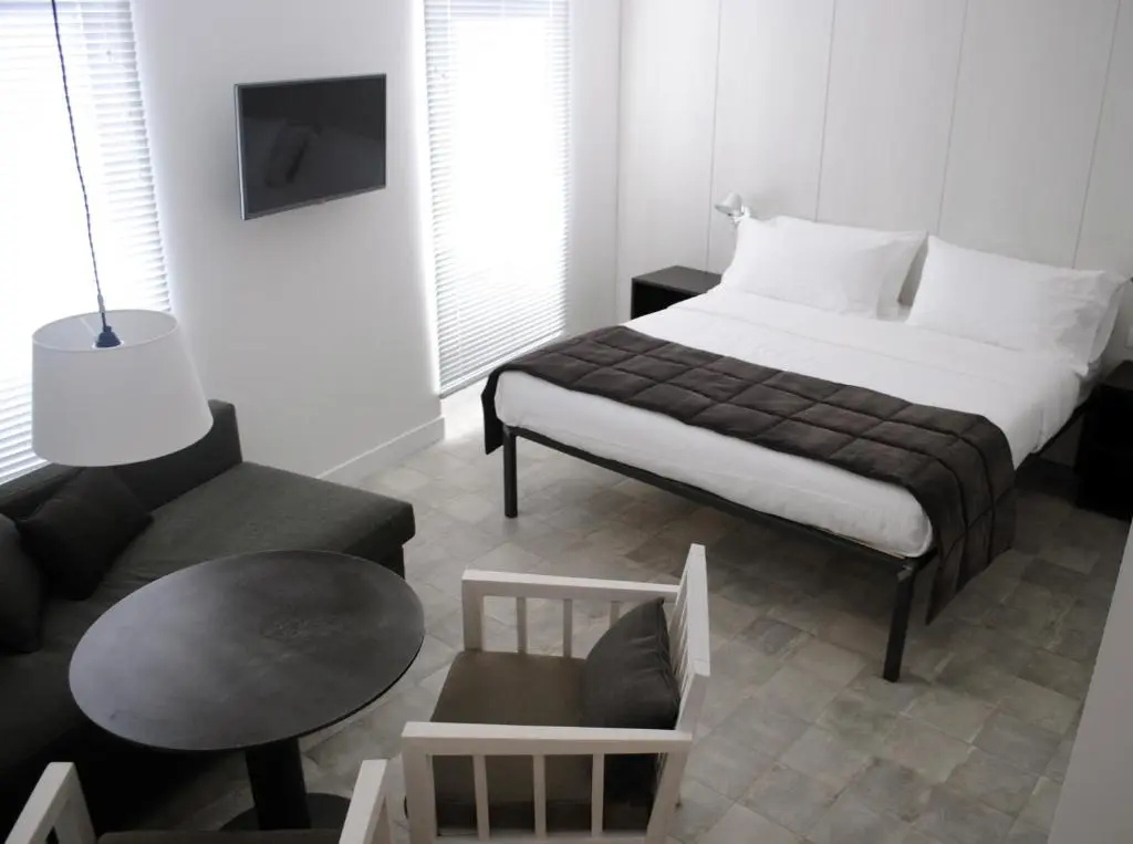 Standard Double room (full double bed)