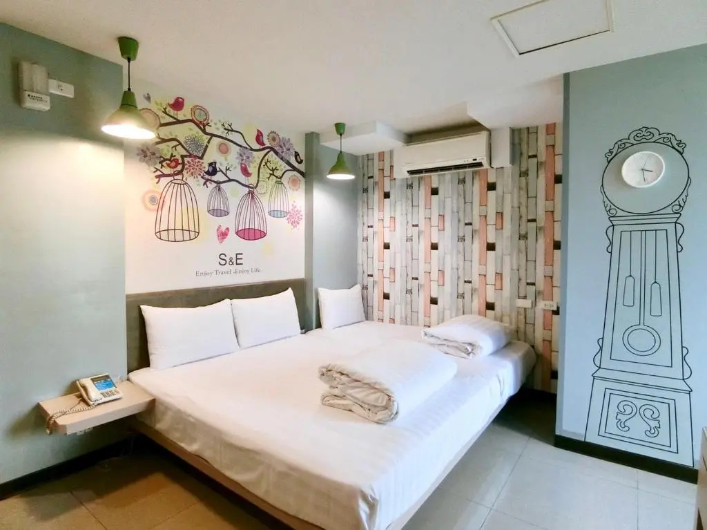 Standard Triple room