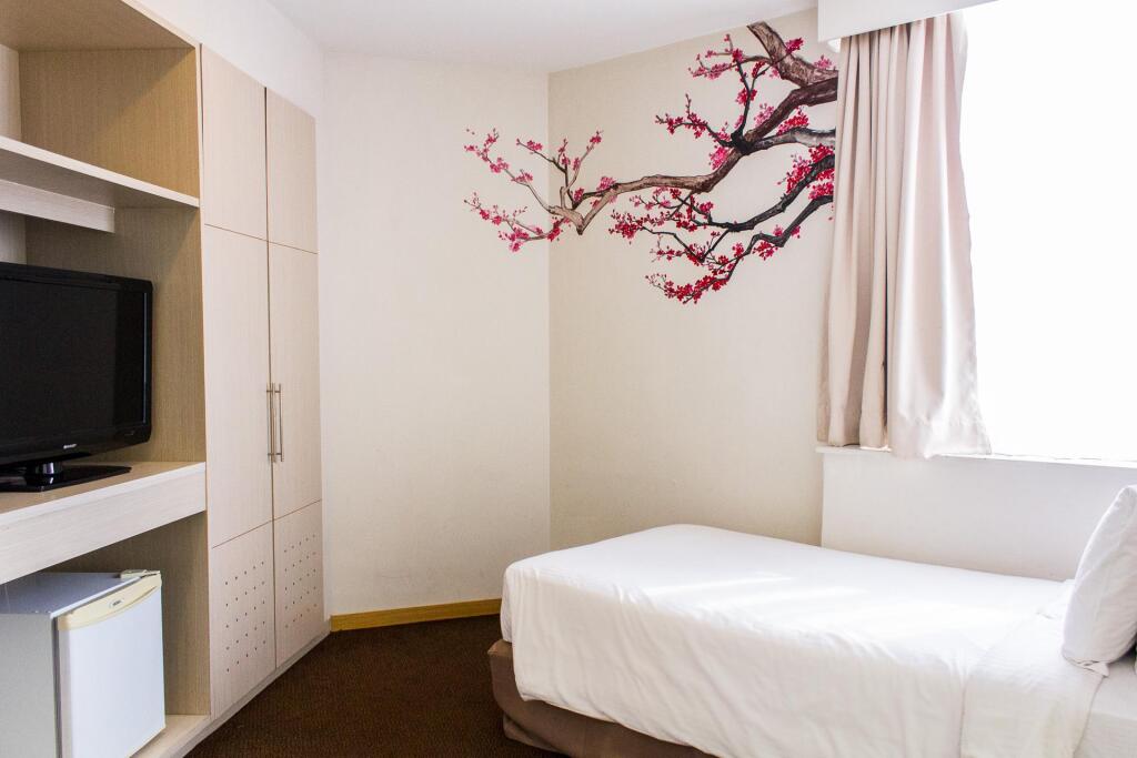 The 5 Elements Hotel