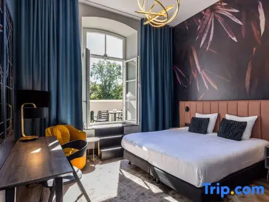 Superior room with balcony