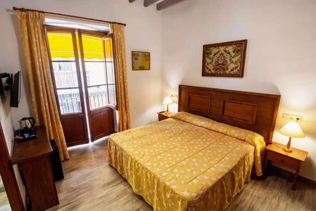 Superior Double room (full double bed)
