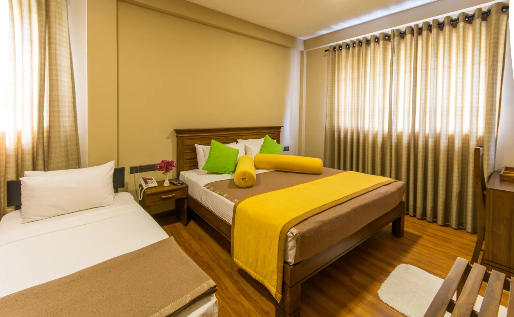 Standard Double room with land view
